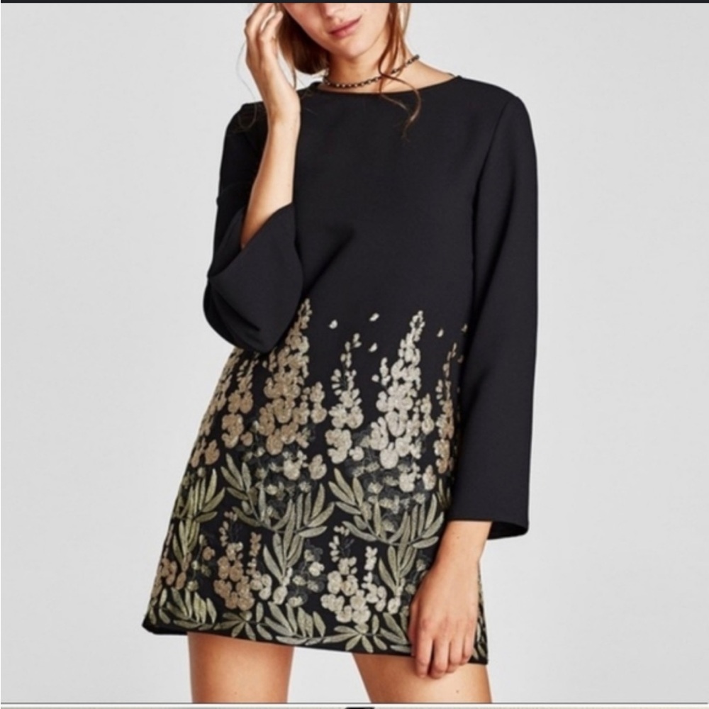 ✨Zara Embellished Black and Gold Floral Mini Dress XS